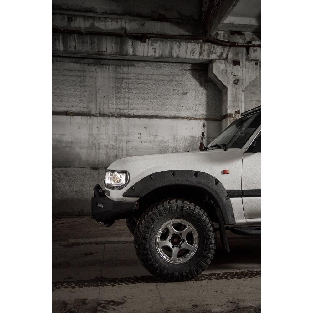 Бампер силовой передний STC Toyota Land Cruiser 80 с защитной дугой и противотуманными фарами